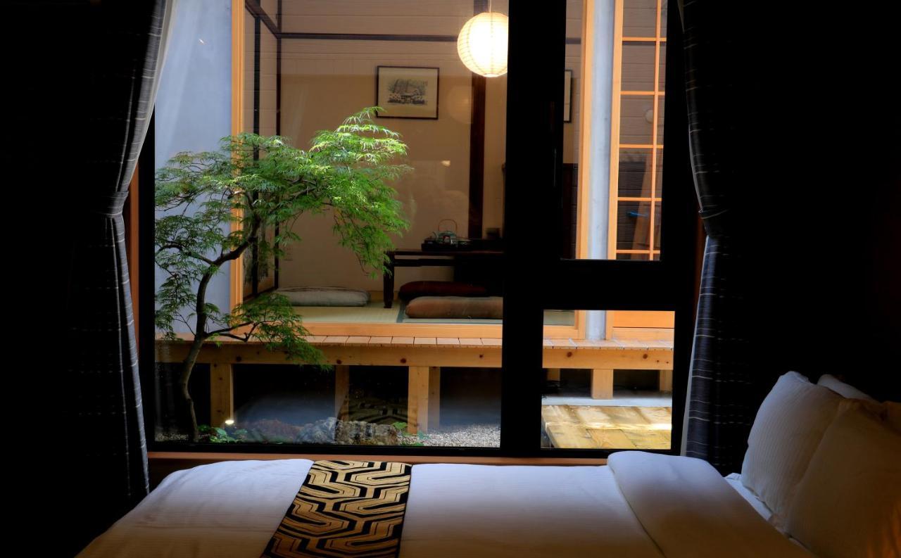Hotel Traveling Bridge Nijojo Киото Экстерьер фото